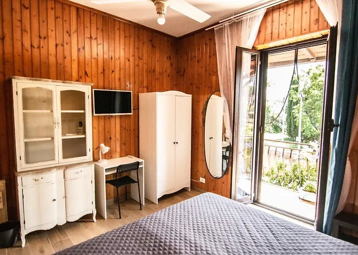 Yourquadrarooms 4* Roma