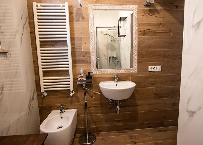 Yourquadrarooms Bed & Breakfast 4*